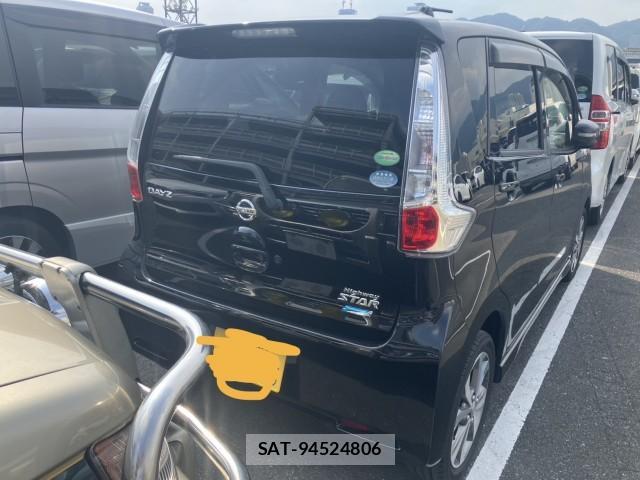 Nissan DAYZ 2014-04 8328560-9