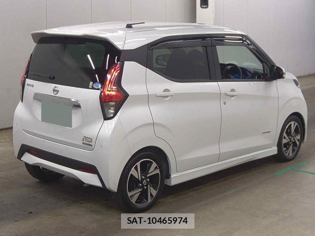 Nissan DAYZ 2021-12 8328585-4