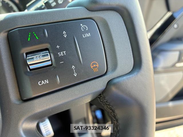 Land Rover DEFENDER 2023-08 8327798-14