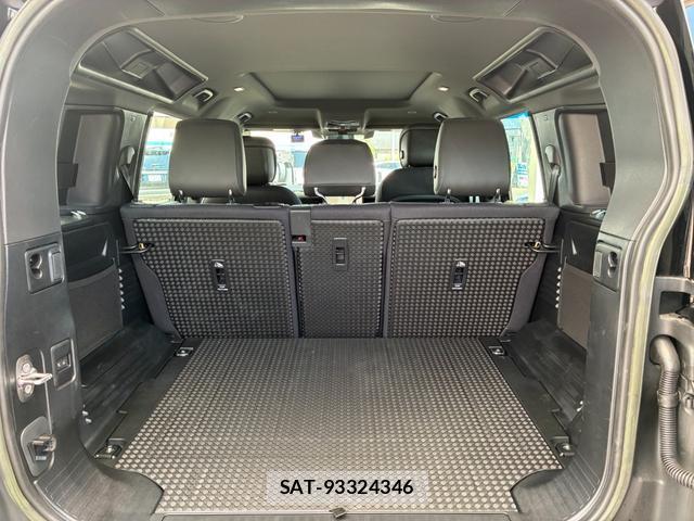 Land Rover DEFENDER 2023-08 8327798-19