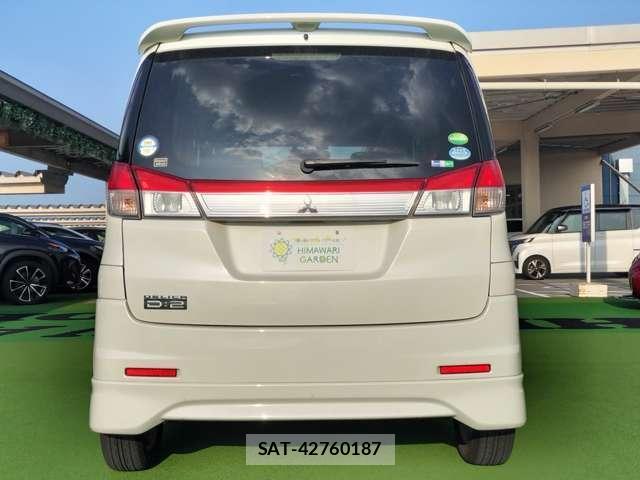 Mitsubishi DELICA 2013-10 8329502-14