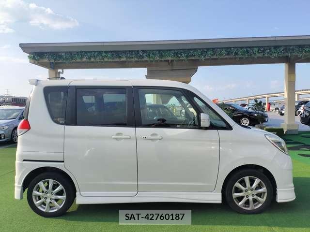 Mitsubishi DELICA 2013-10 8329502-15