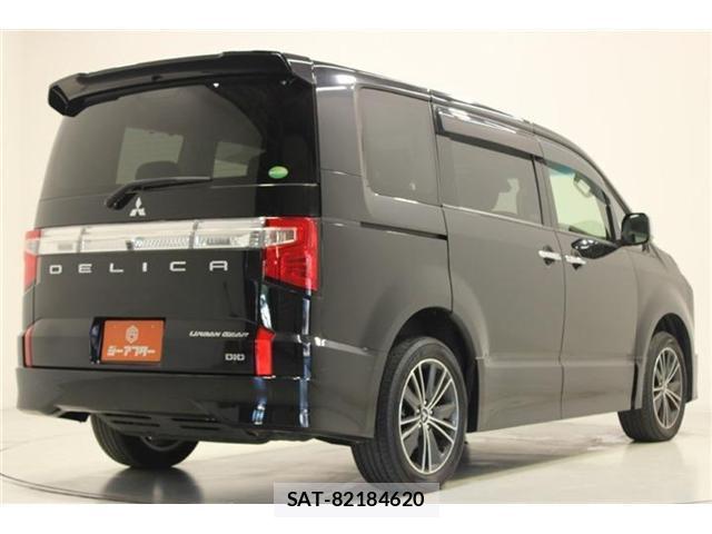 Mitsubishi DELICA 2019-03 8327933-11