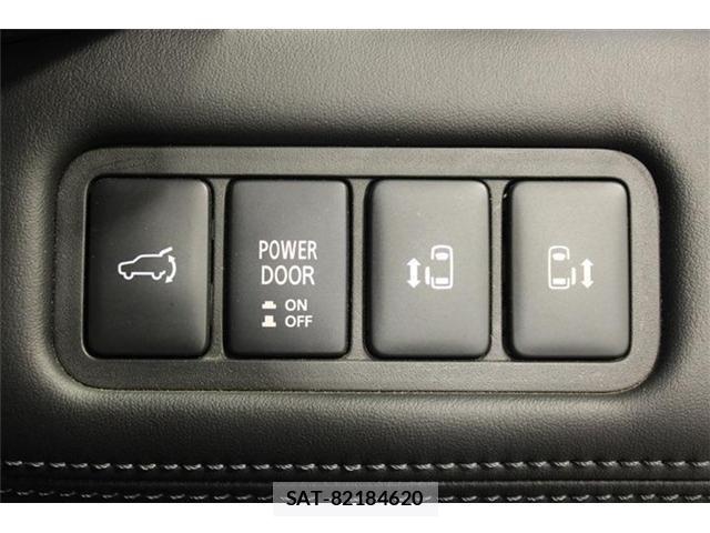 Mitsubishi DELICA 2019-03 8327933-3