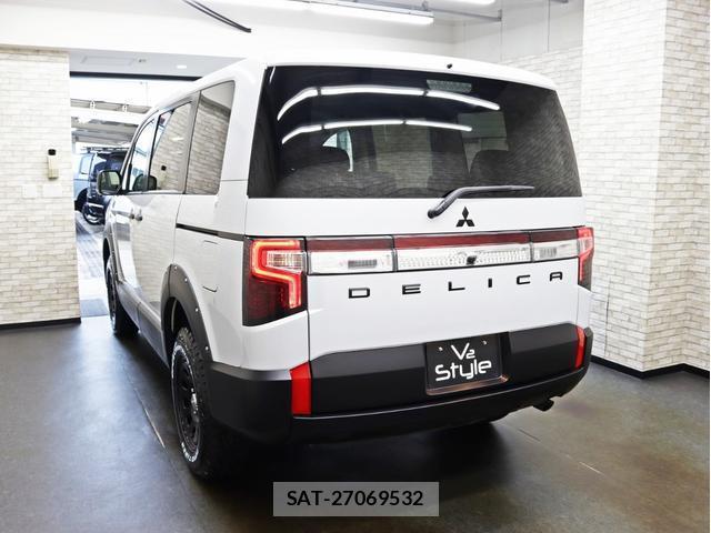 Mitsubishi DELICA 2023-09 8328684-14