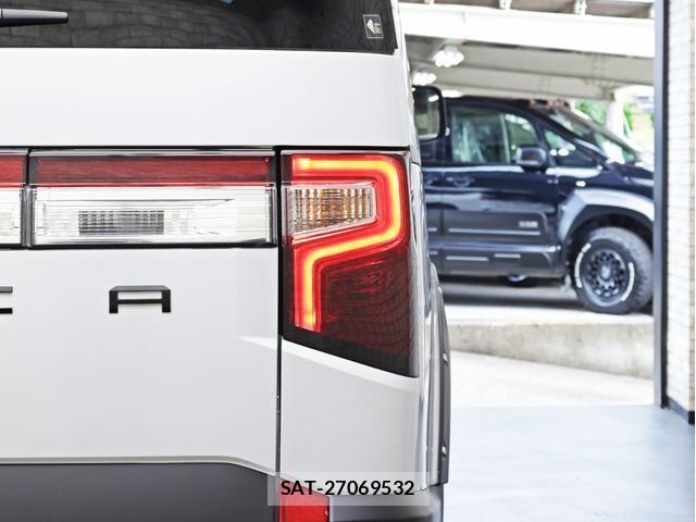 Mitsubishi DELICA 2023-09 8328684-18