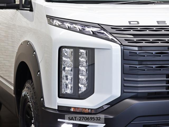 Mitsubishi DELICA 2023-09 8328684-8