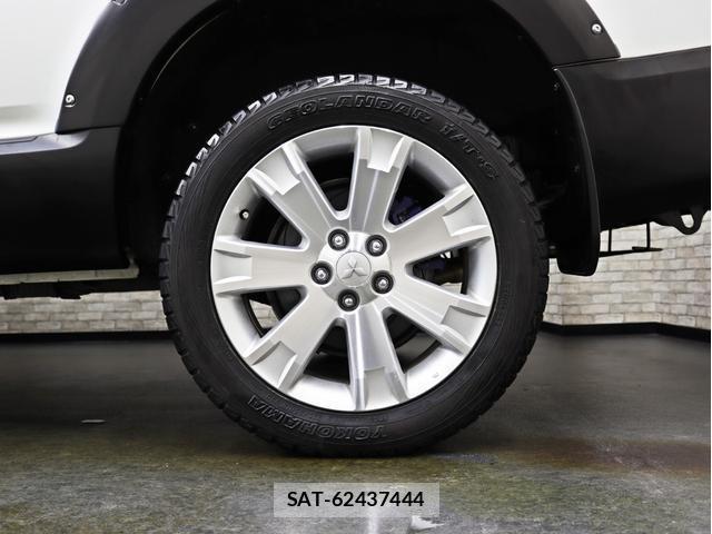 Mitsubishi DELICA 2014-03 8328685-13