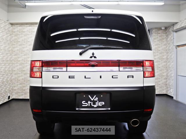 Mitsubishi DELICA 2014-03 8328685-16