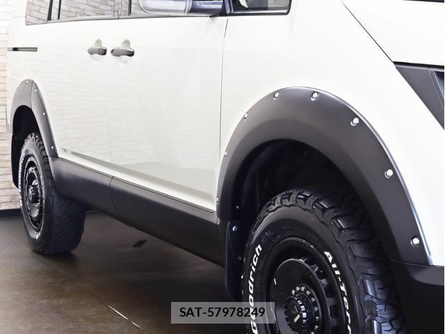 Mitsubishi DELICA 2008-12 8328688-11