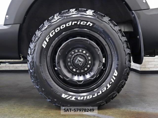 Mitsubishi DELICA 2008-12 8328688-13