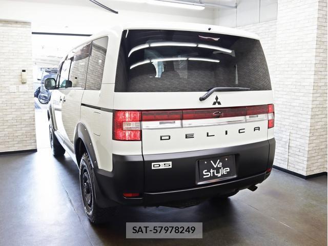 Mitsubishi DELICA 2008-12 8328688-15