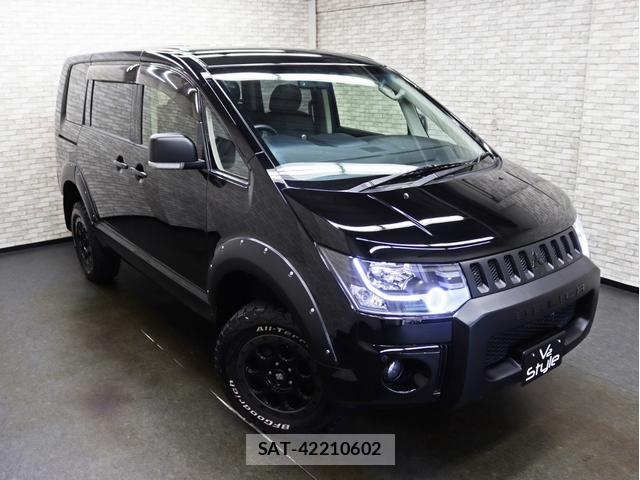 Mitsubishi DELICA 2017-12 8328690-1