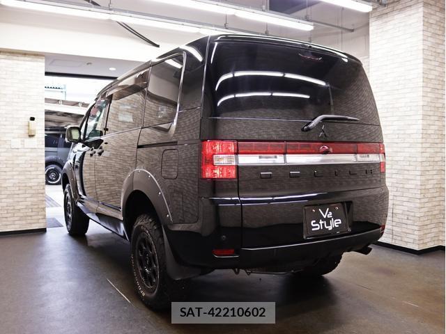Mitsubishi DELICA 2017-12 8328690-15