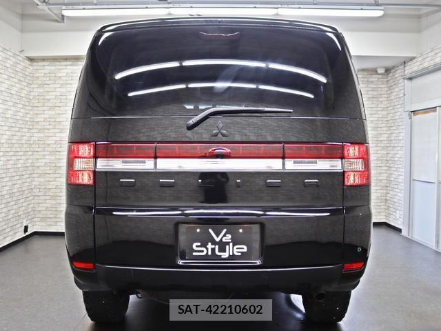 Mitsubishi DELICA 2017-12 8328690-16