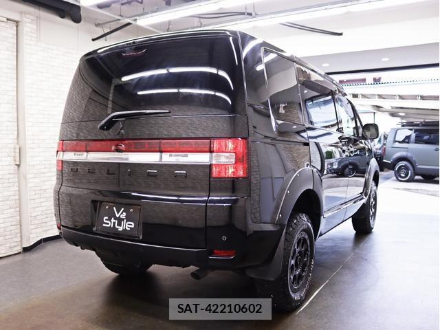 Mitsubishi DELICA 2017-12 8328690-17