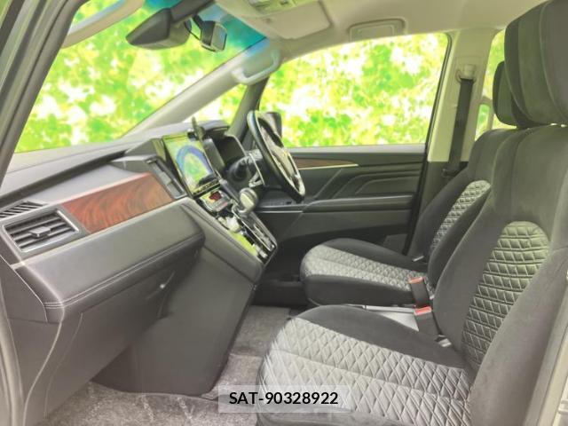 Mitsubishi DELICA 2022-10 8329005-6