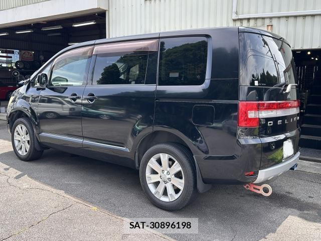 Mitsubishi DELICA 2010-03 8329444-3