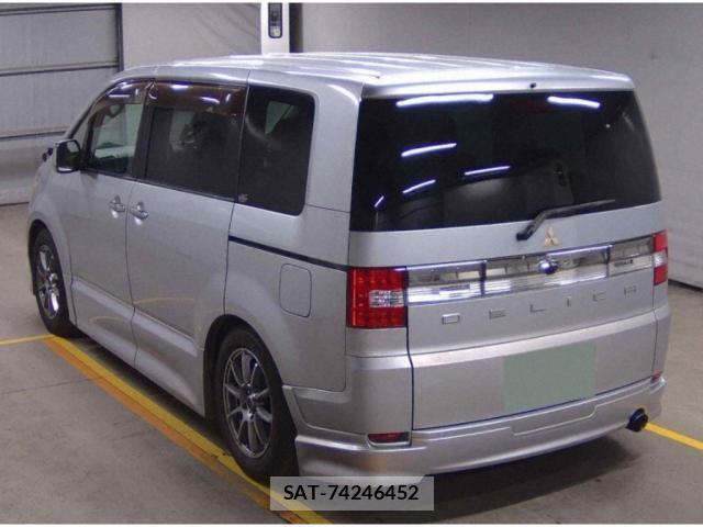 Mitsubishi DELICA 2011-12 8329883-1