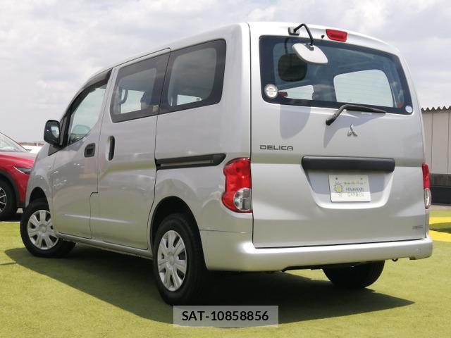 Mitsubishi DELICA VAN 2017-03 8330304-3