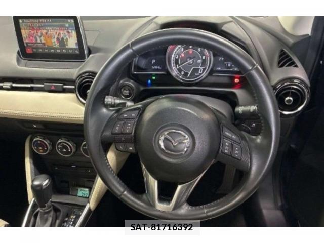 Mazda DEMIO 2016-04 8328634-2