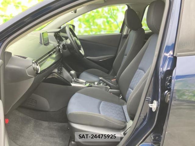 Mazda DEMIO 2016-08 8330430-6