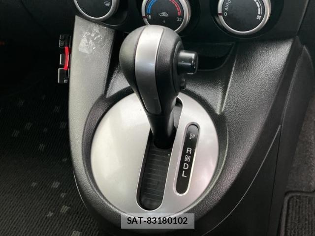 Mazda DEMIO 2011-12 8330451-13