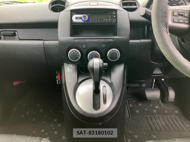 Mazda DEMIO 2011-12 8330451-15