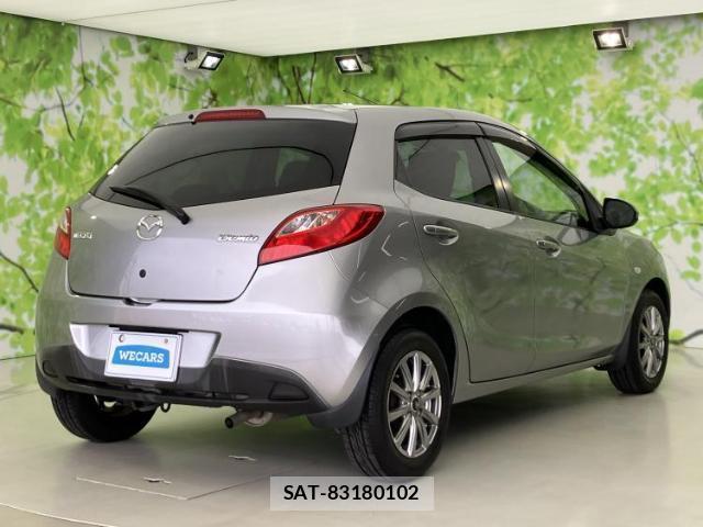 Mazda DEMIO 2011-12 8330451-2