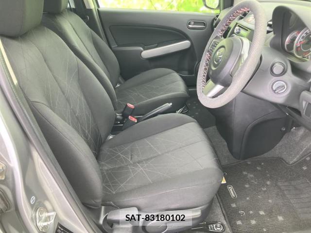 Mazda DEMIO 2011-12 8330451-3