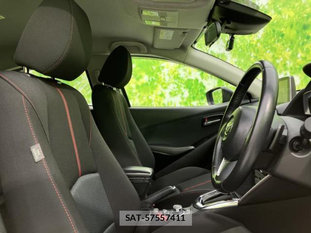 Mazda DEMIO 2015-01 8330545-3