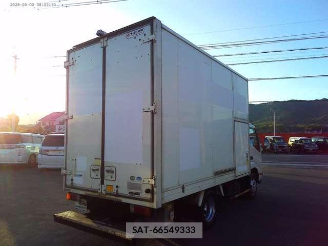 Hino DUTRO 2014-01 8328055-1