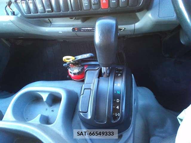 Hino DUTRO 2014-01 8328055-11