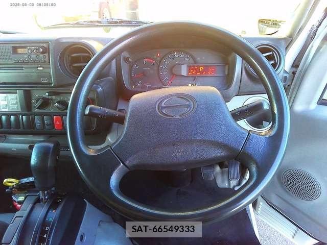 Hino DUTRO 2014-01 8328055-12