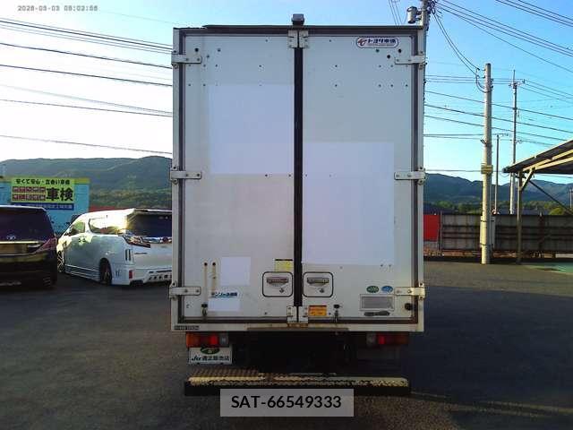 Hino DUTRO 2014-01 8328055-6