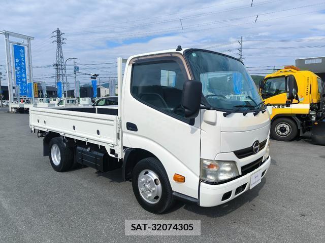 Hino DUTRO 2013-10 8328111-2