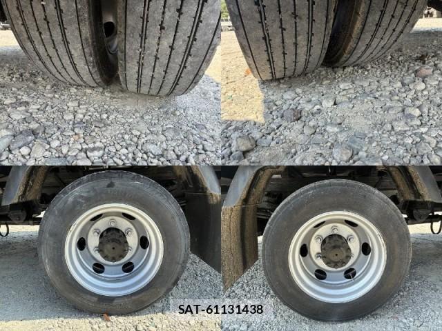 Hino DUTRO 2018-03 8330135-9