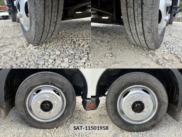 Hino DUTRO 2013-10 8330136-8