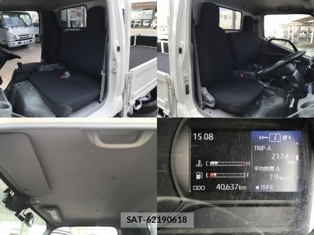 Hino DUTRO 2020-03 8330171-17