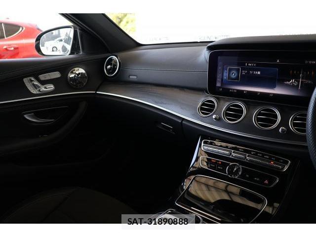 Mercedes Benz E-CLASS 2017-12 8329001-17