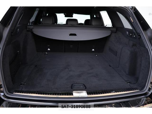 Mercedes Benz E-CLASS 2017-12 8329001-18