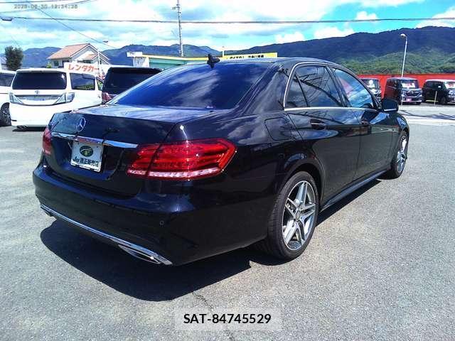 Mercedes Benz E-CLASS 2015-04 8328049-1