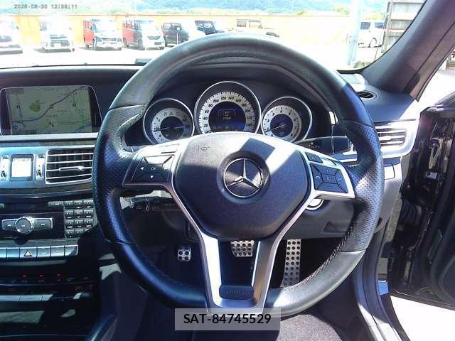 Mercedes Benz E-CLASS 2015-04 8328049-13