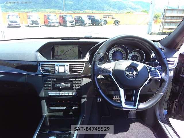 Mercedes Benz E-CLASS 2015-04 8328049-2