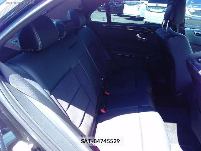 Mercedes Benz E-CLASS 2015-04 8328049-6