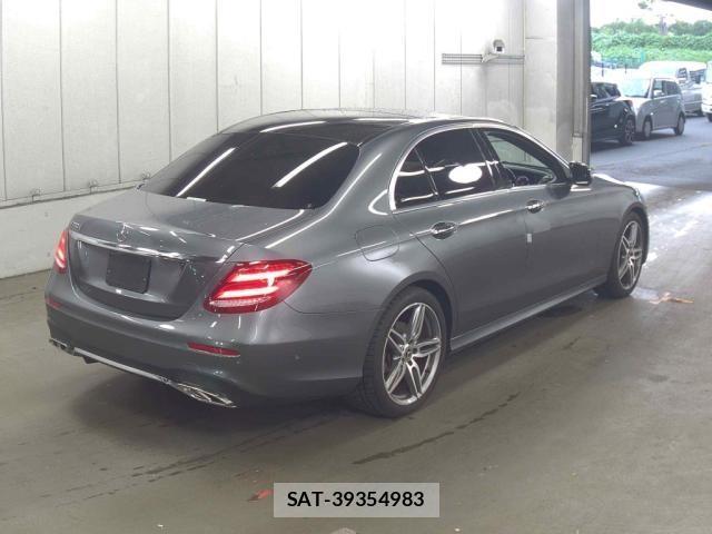 Mercedes Benz E-CLASS 2017-09 8328488-1