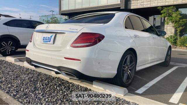 Mercedes Benz E-CLASS 2021-03 8329275-12