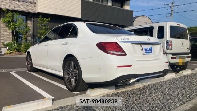Mercedes Benz E-CLASS 2021-03 8329275-13