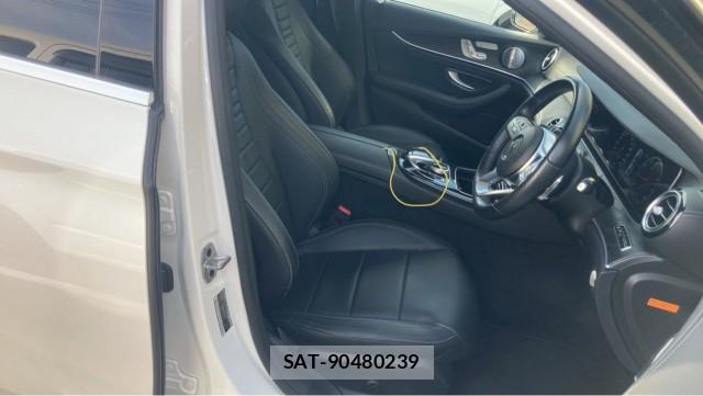 Mercedes Benz E-CLASS 2021-03 8329275-5