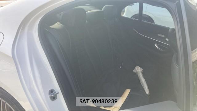 Mercedes Benz E-CLASS 2021-03 8329275-6